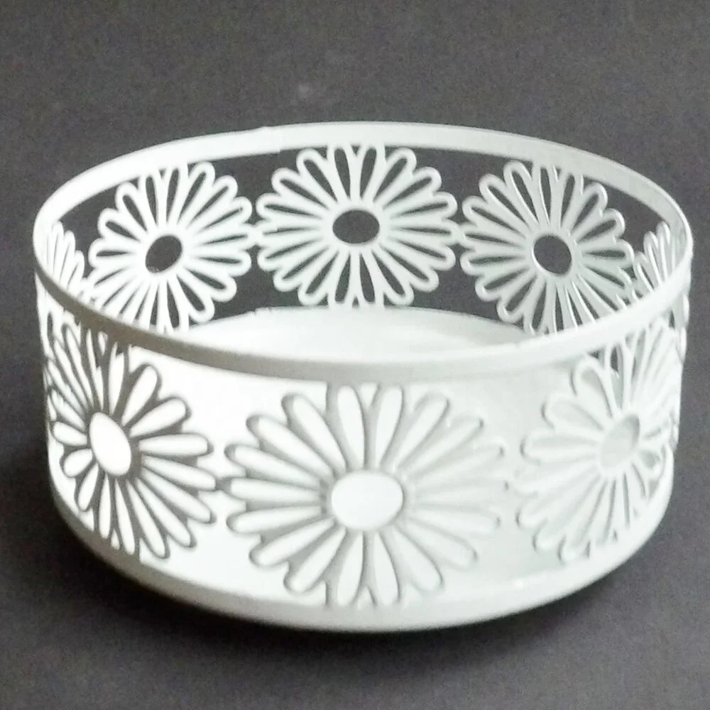 Gold Canyon Candles White Daisy Candle Wrap 4